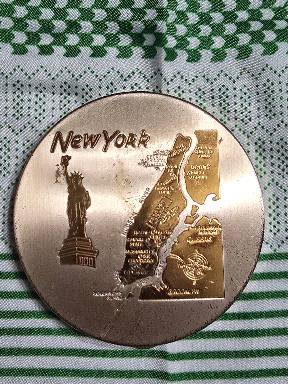 Vintage New York City Souvenir Gold Tone Large Compact Mirror